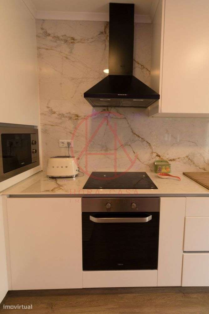 R/C de Moradia bi-familiar com quintal e garagem individual-29