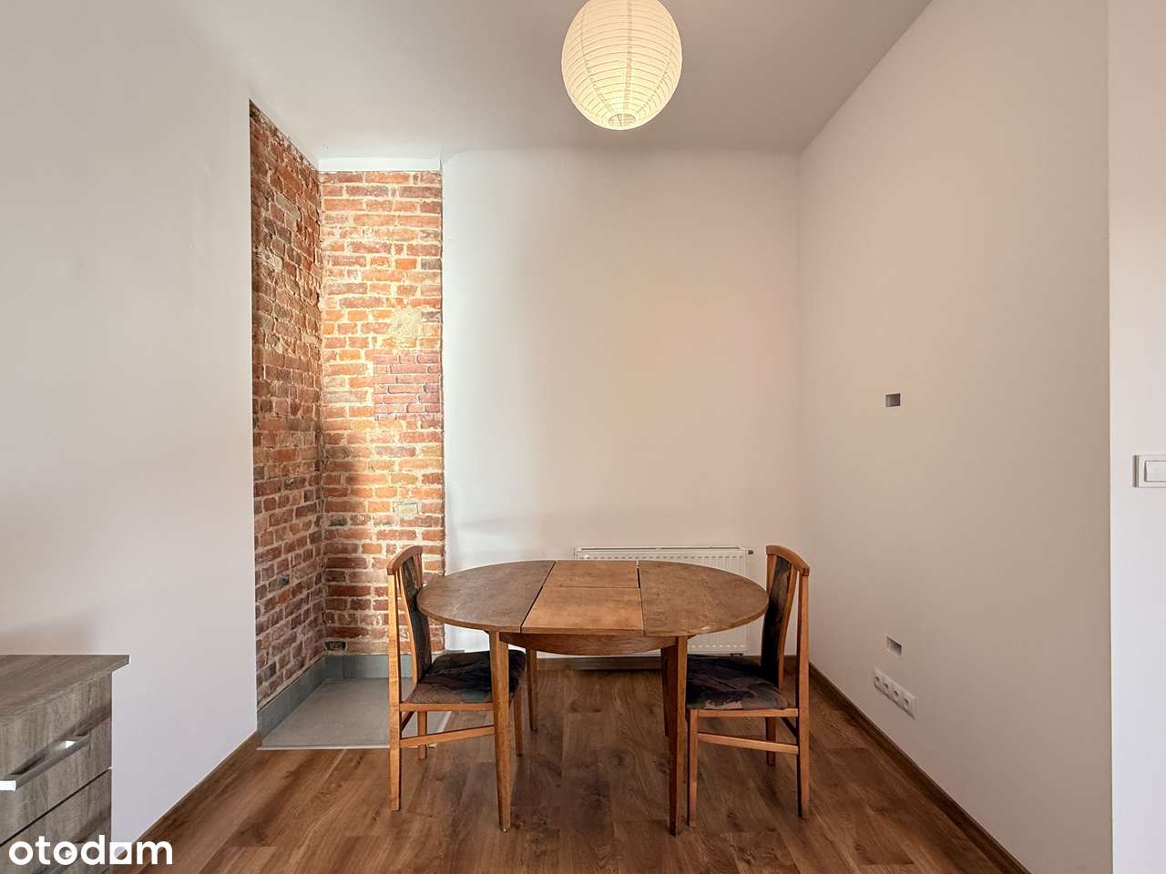 Duże mieszkanie w stylowej kamienicy-12