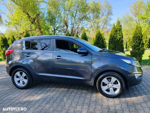 Kia Sportage - 2