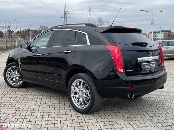 Cadillac SRX - 7