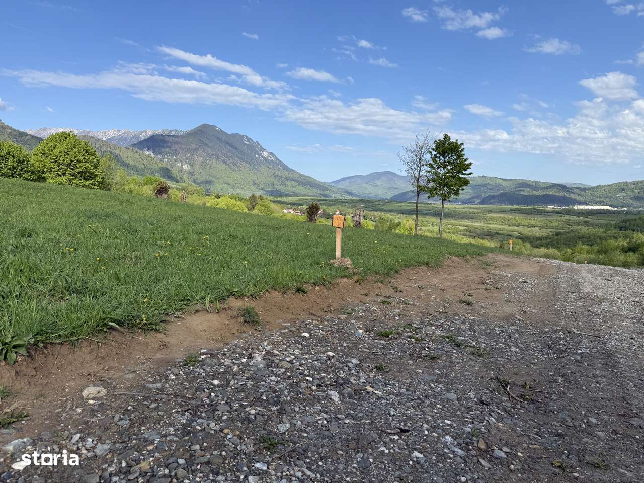 Teren intravilan construibil 500 mp-12