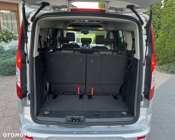 Ford Tourneo Connect Grand - 9