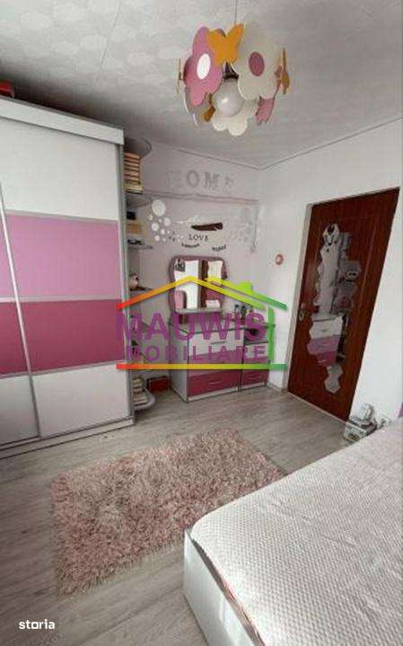 Vand apartament 2 camere la 7 minute de metrou 1 Decembrie 1918 - Imagine principală: 4/8