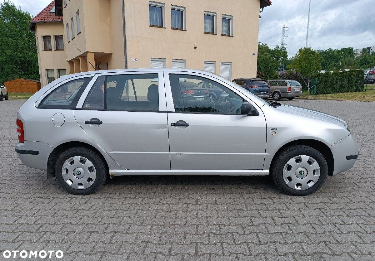 Skoda Fabia - 5