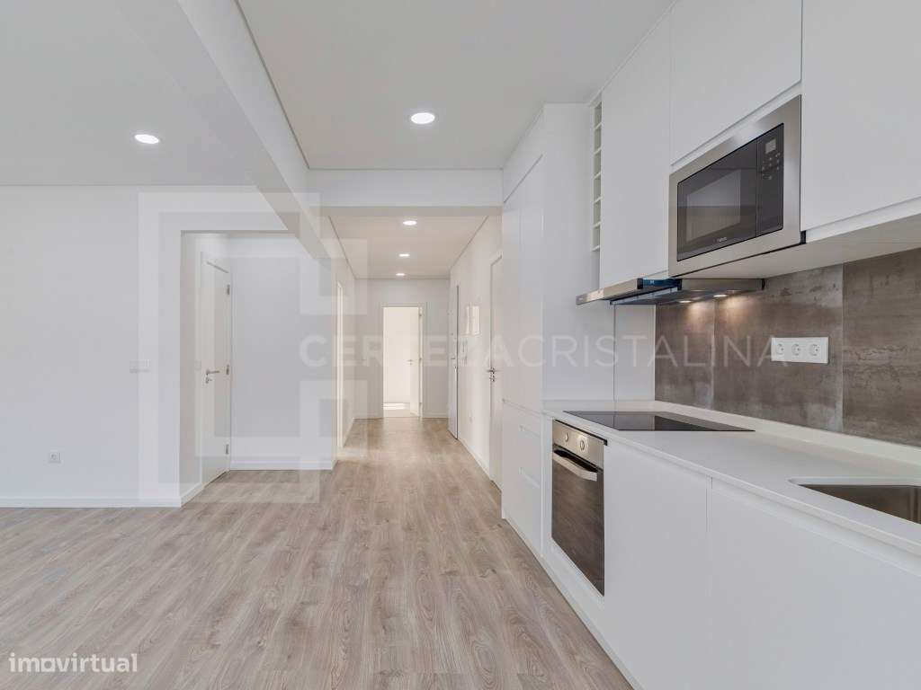 T3 Totalmente Renovado | 3.º Andar | Varanda | Rua S. Joaquim - Set...-5