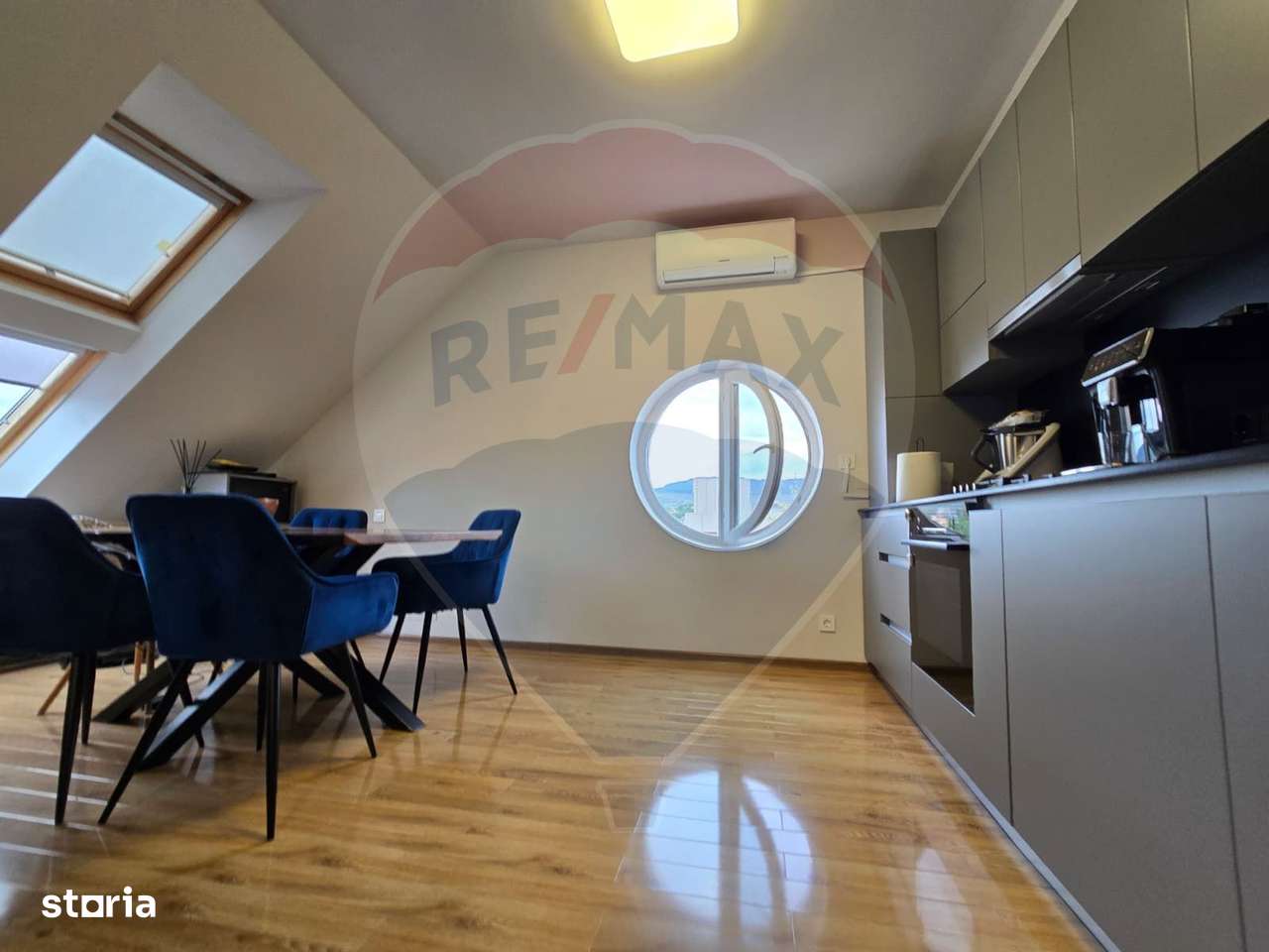 Apartament cu 3 camere în Zona Bună Ziua-5