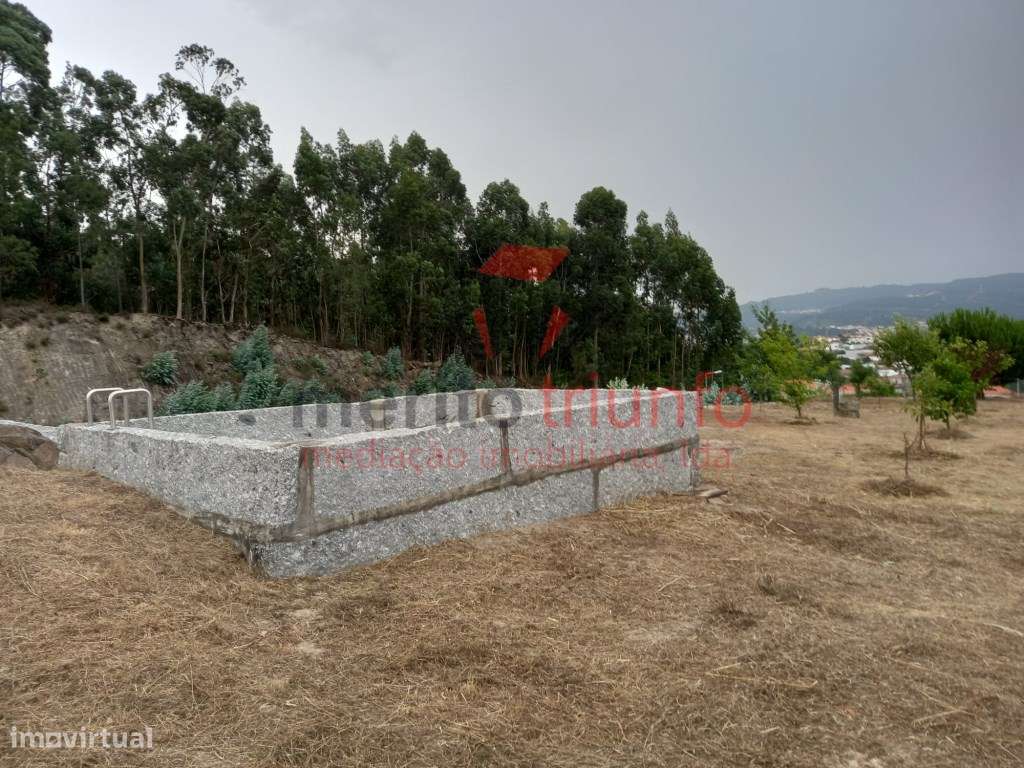 Terreno de Construção para Venda em LORDELO - GMR-19