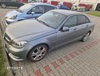 Mercedes-Benz Klasa C 180 T CGI Automatik BlueEFFICIENCY Avantgarde - 9