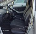 Toyota Yaris 1.3 Prestige - 18