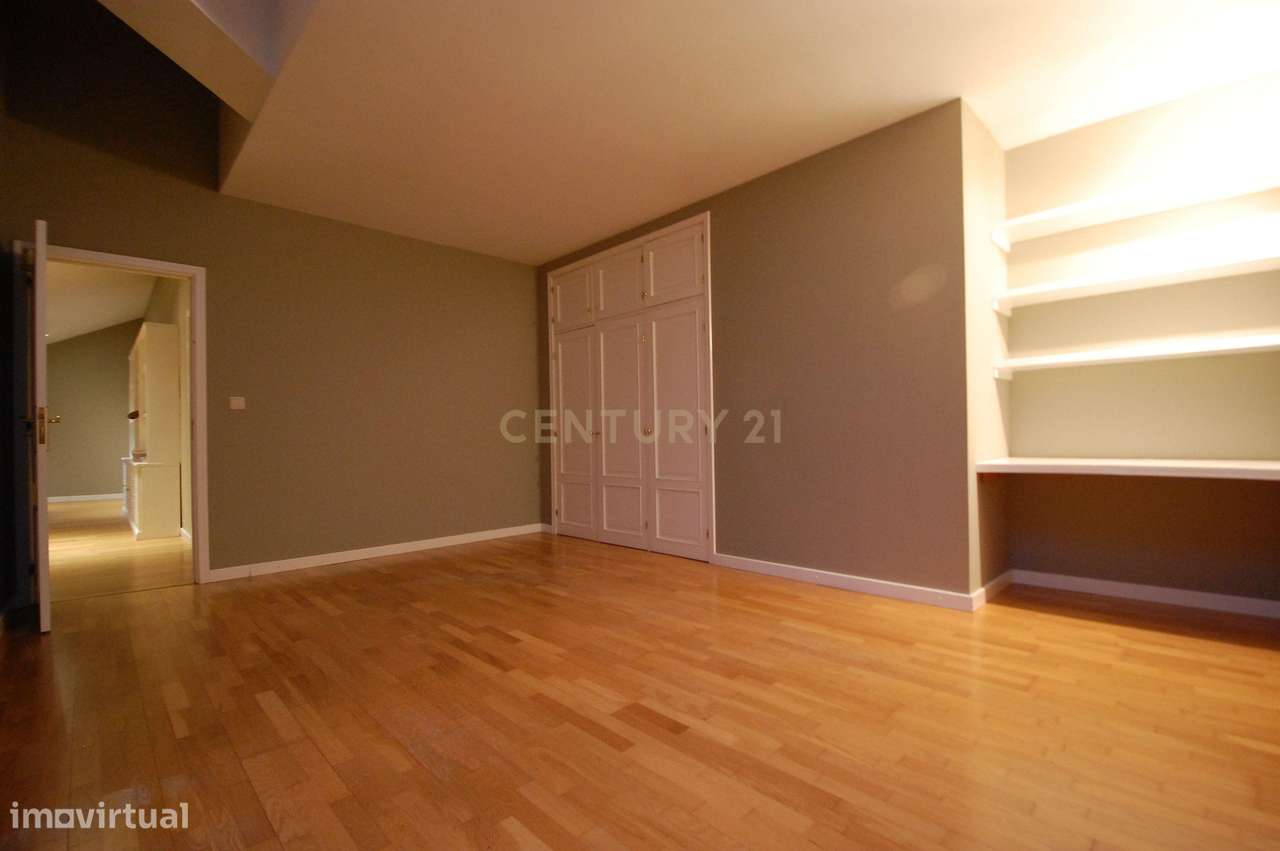 Apartamento T5 Duplex Lugares de Byron-15