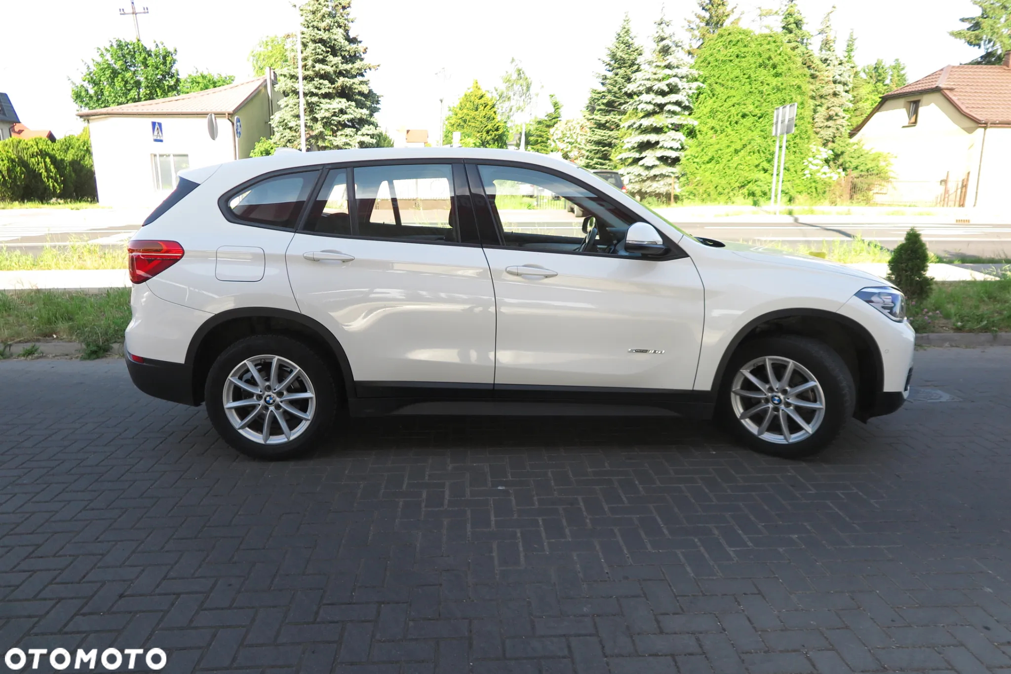 BMW X1 sDrive18d xLine - 15