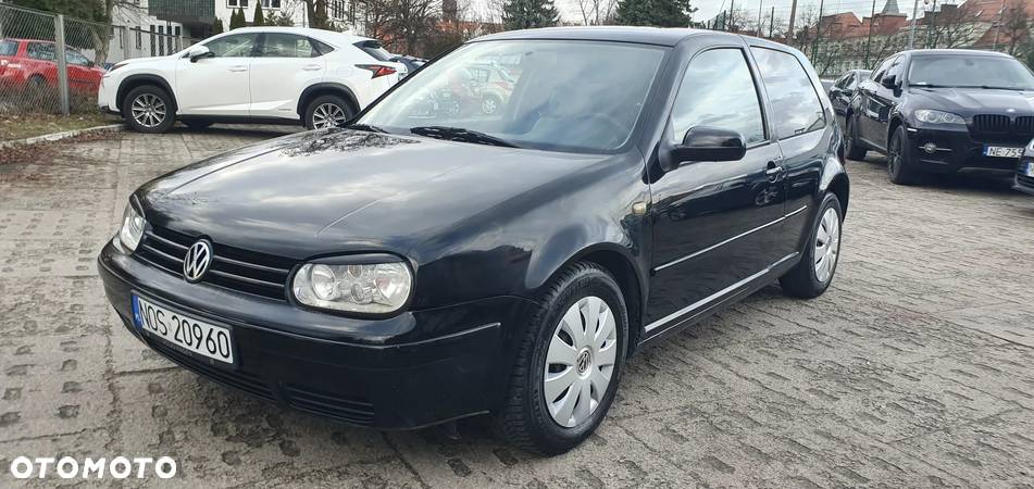 Volkswagen Golf IV 1.6 Trendline - 1