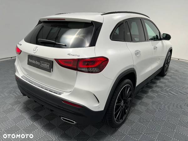 Mercedes-Benz GLA 250 4-Matic AMG Line - 28