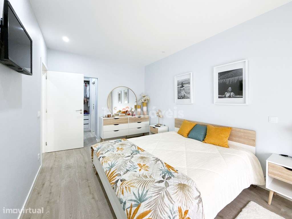 Apartamento T2 totalmente renovado, perto da estação ferroviária-20