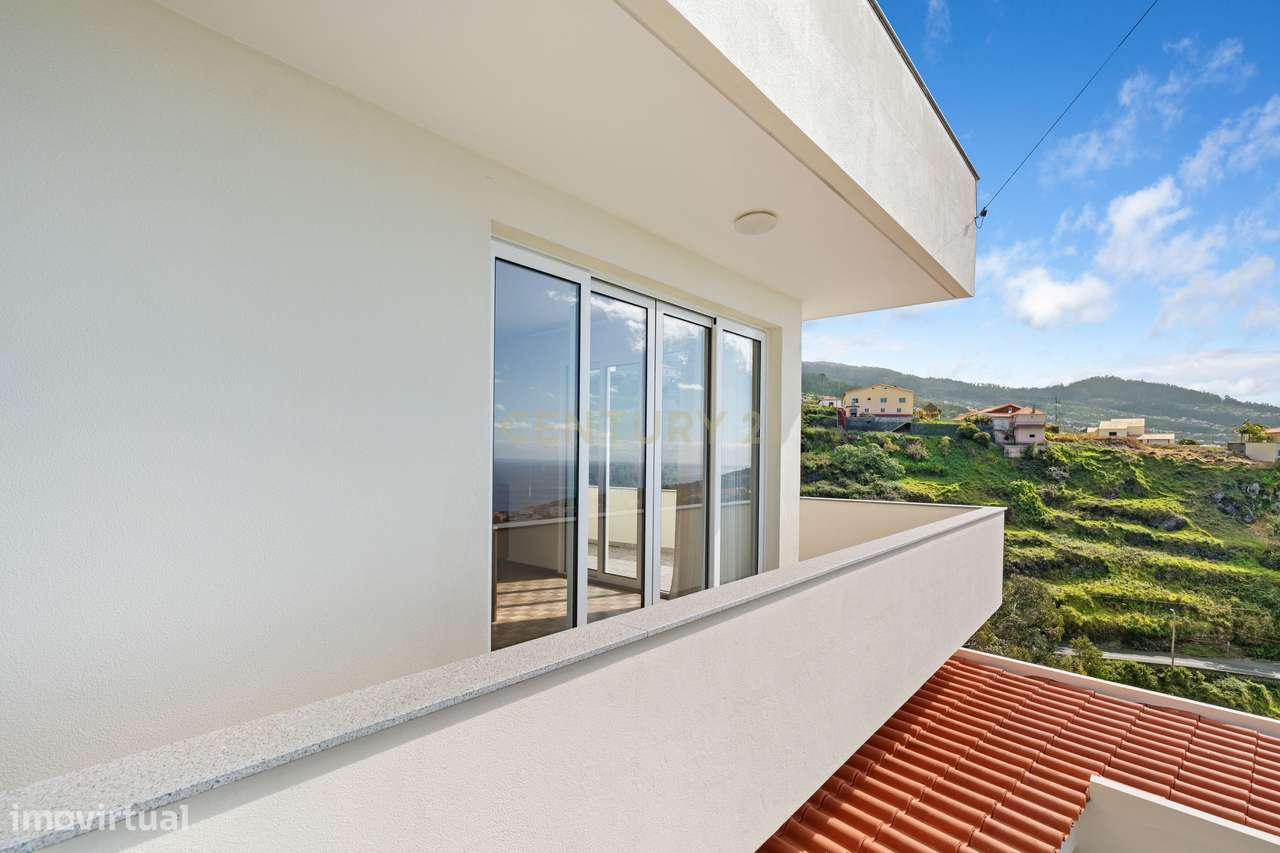 Moradia T4 - Estreito da Calheta, Madeira - Grande imagem: 3/40