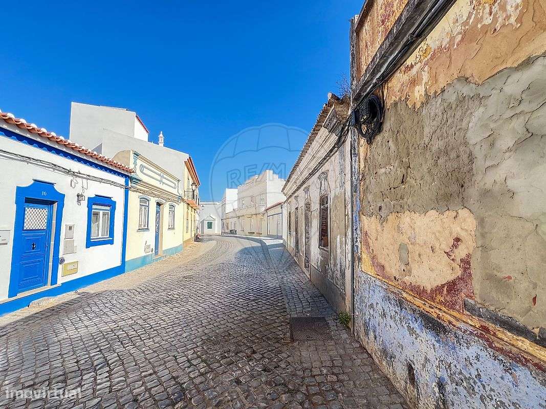 Moradia T1 para venda - Grande imagem: 2/24