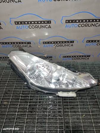 Far Dreapta Peugeot 4007 2007 - 2012 SUV 5 Usi (632) Xenon - 2