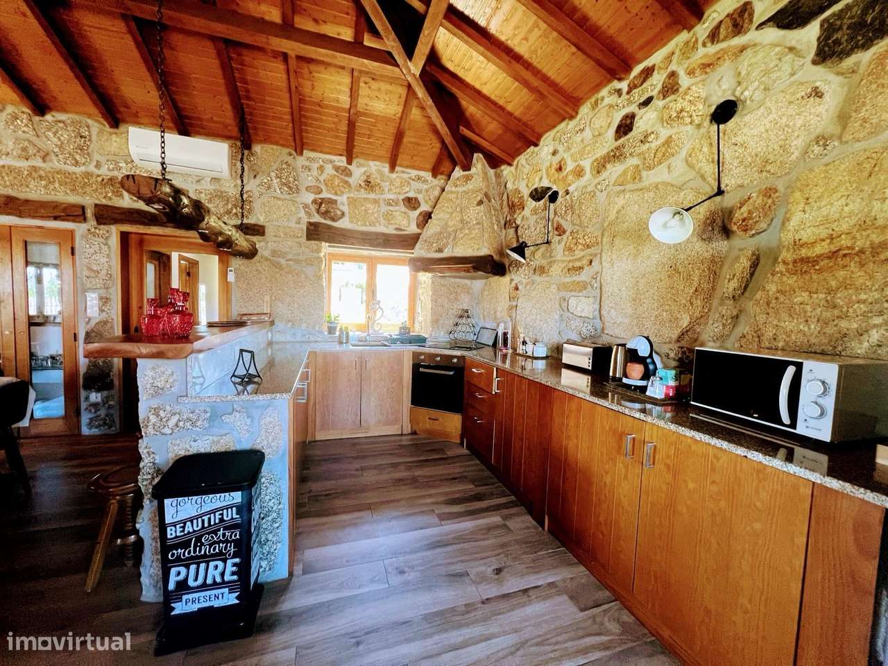 Mordaia T4 com piscina - Grande imagem: 4/20