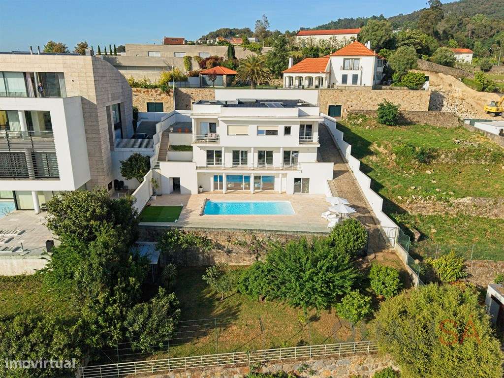 Moradia T5 com piscina, jardim e pomar e com vistas panorâmicas em ...-54