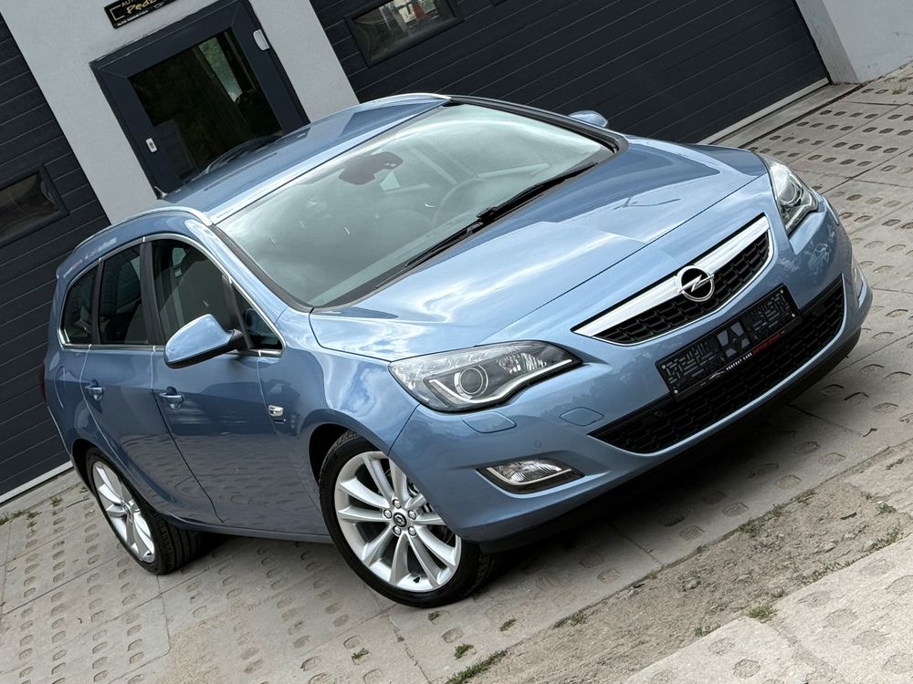 Opel Astra J (2009-2019) 1.4 Turbo Design Edition 2010