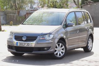 VW Touran 1.9 TDi Highline 7L