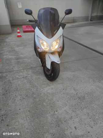 Yamaha Tmax - 2