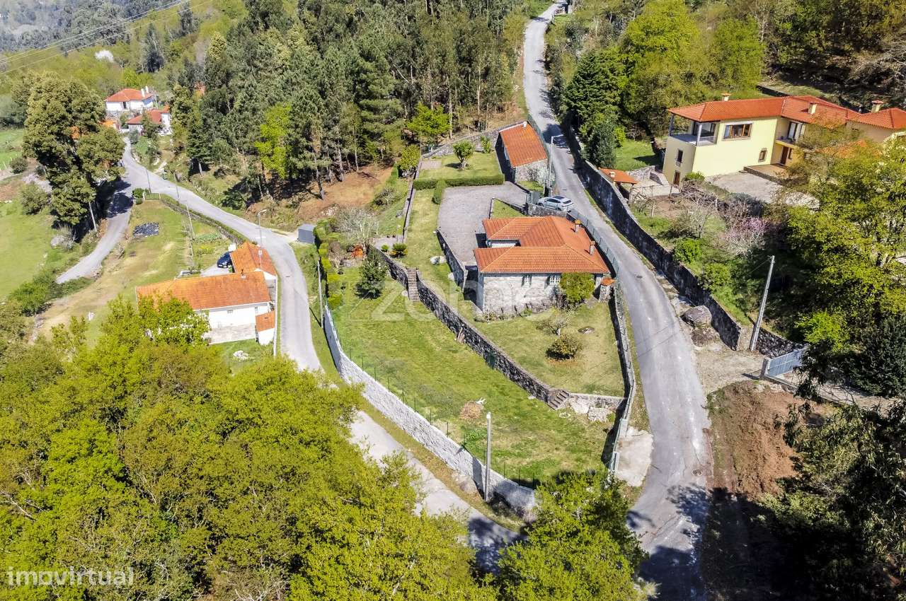 Moradia T4, Infesta, Paredes de Coura - Grande imagem: 4/43