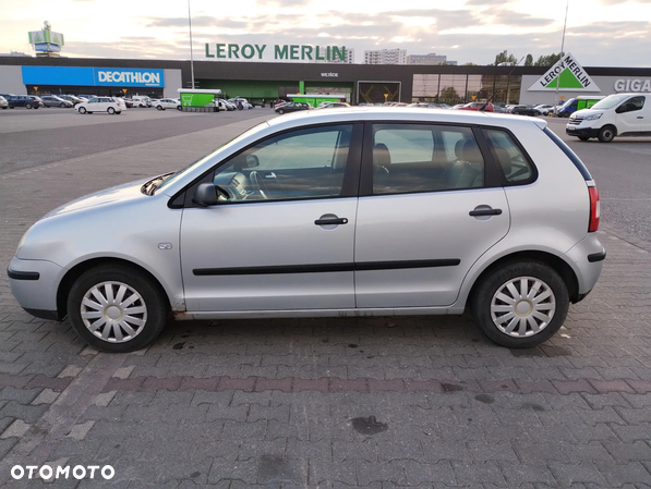 Volkswagen Polo 1.4 FSI Comfortline - 3