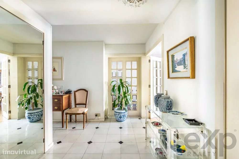 Apartamento T4 com terraço de 175 m2 na Foz do Douro - Grande imagem: 4/37