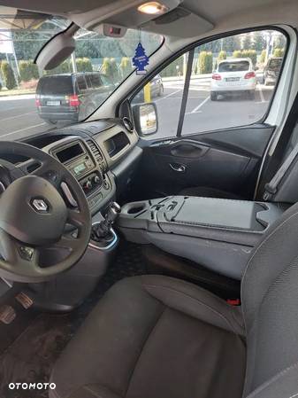 Renault Trafic - 21