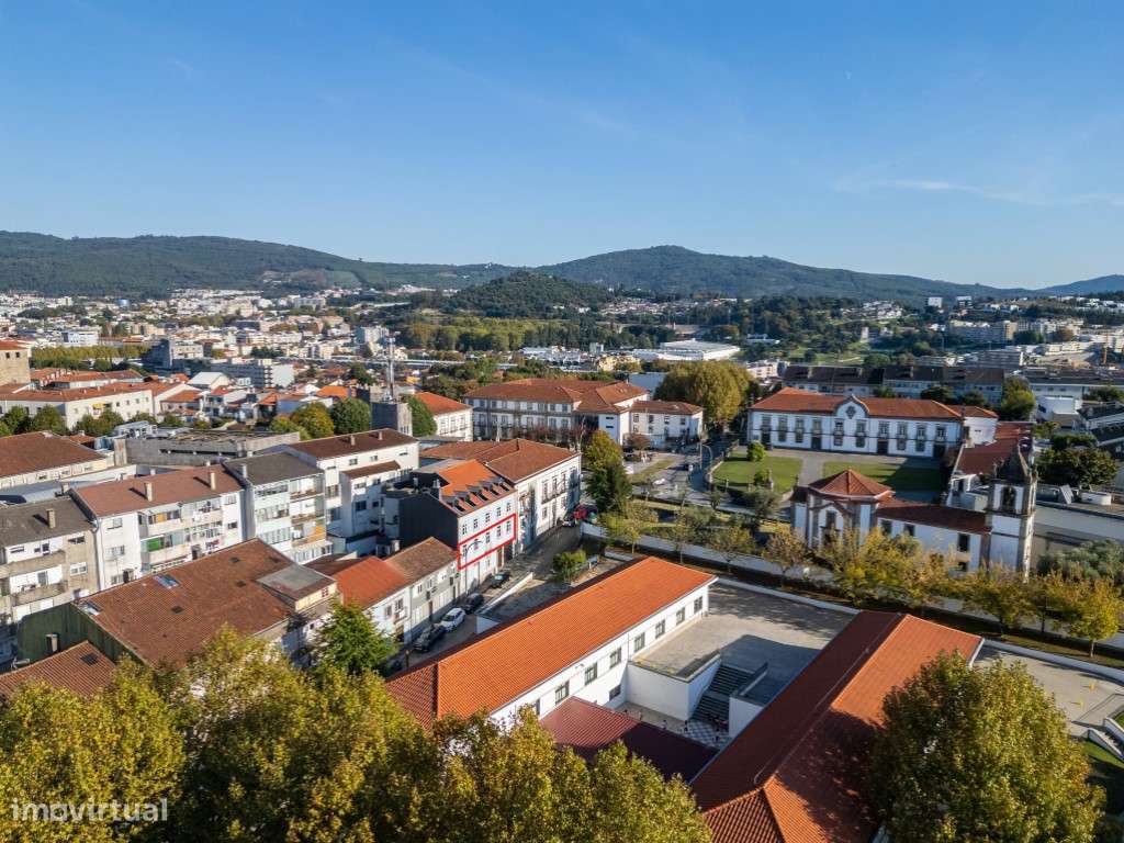 Apartamento T3 de luxo no Centro Histórico de Braga-11