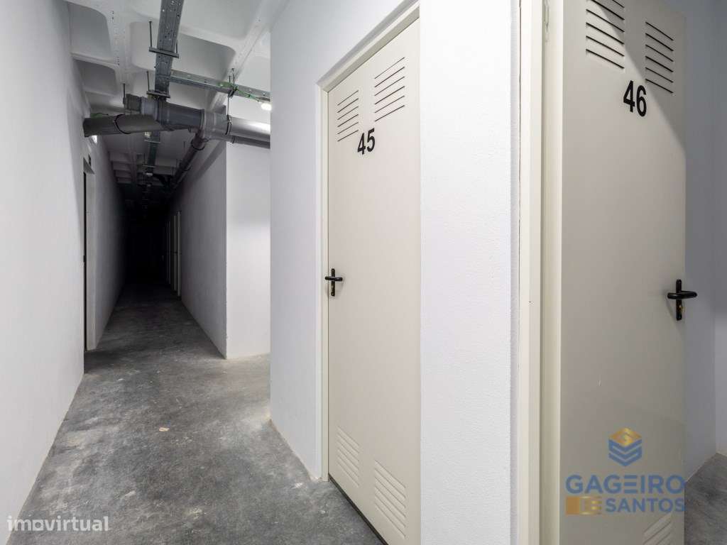 Apartamento T2 na Primeira Linha de Mar - Avenida Marginal, São Mar...-38