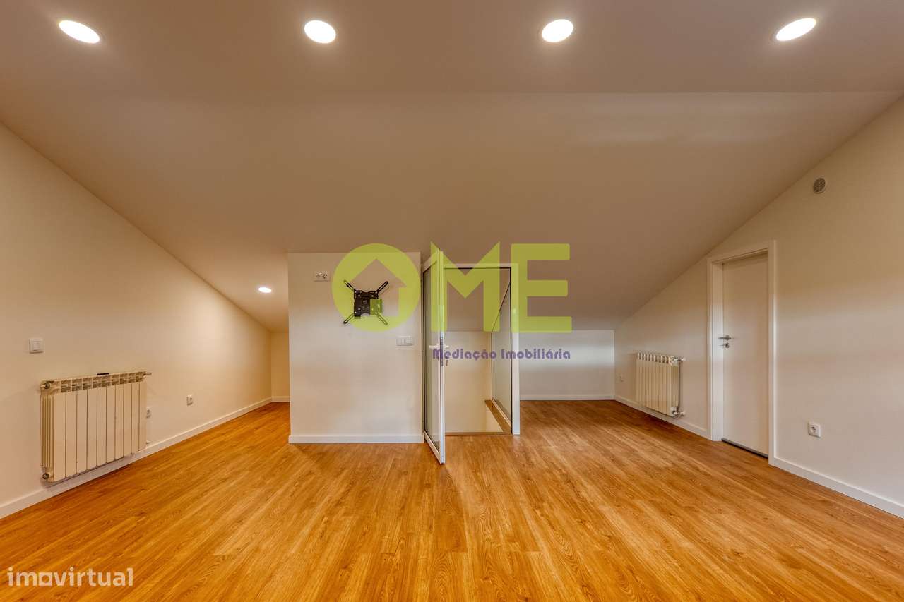 Moradia T3 à Venda em Localização Privilegiada-36