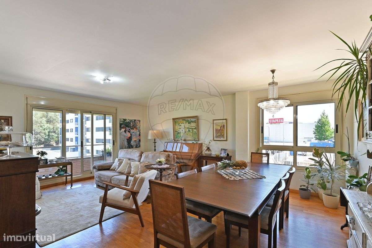 Apartamento T4 para venda - Grande imagem: 1/27