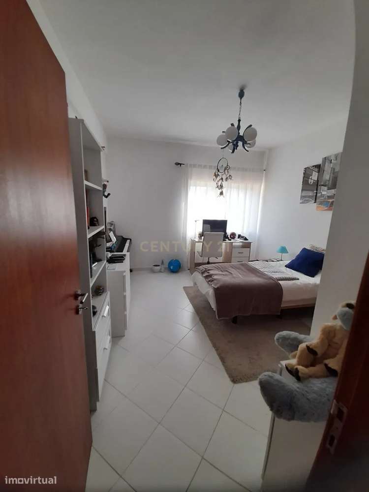 Apartamento T2 na Urbanização Colinas do Sol – Vilamoura - PERTO DO PI - Grande imagem: 4/8