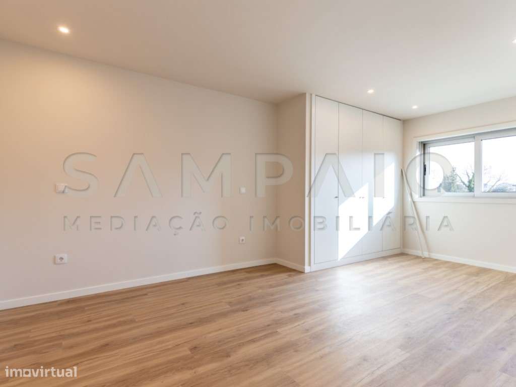 Apartamento T2 - Valbom - Renovado!-12