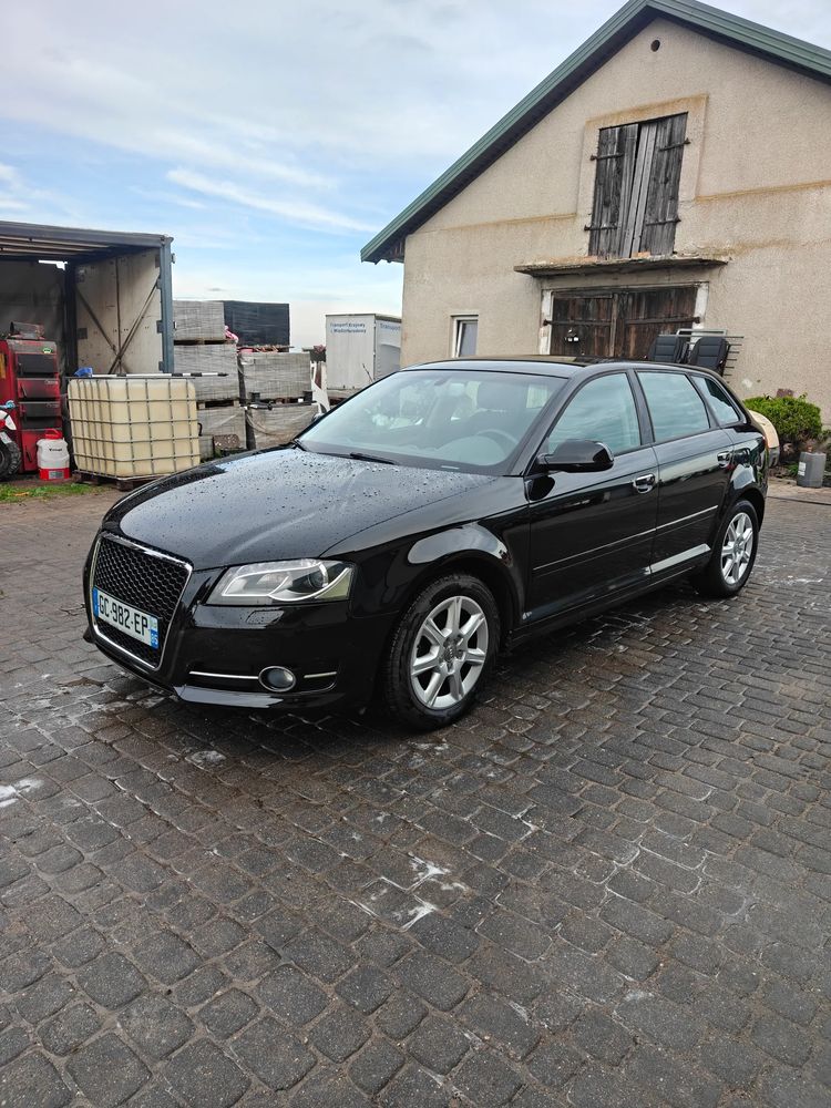 Audi A3 8Y (2020 - ) 2012