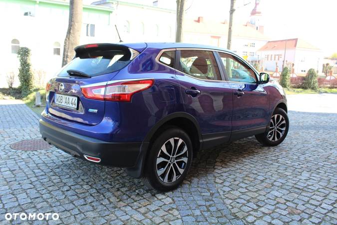 Nissan Qashqai 1.6 DCi N-Connecta - 16