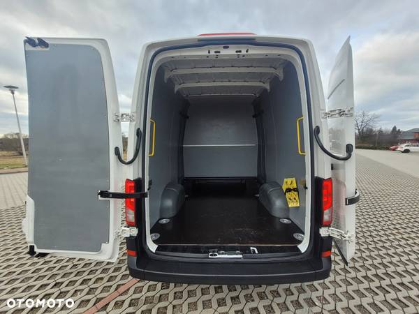 Volkswagen CRAFTER - 25