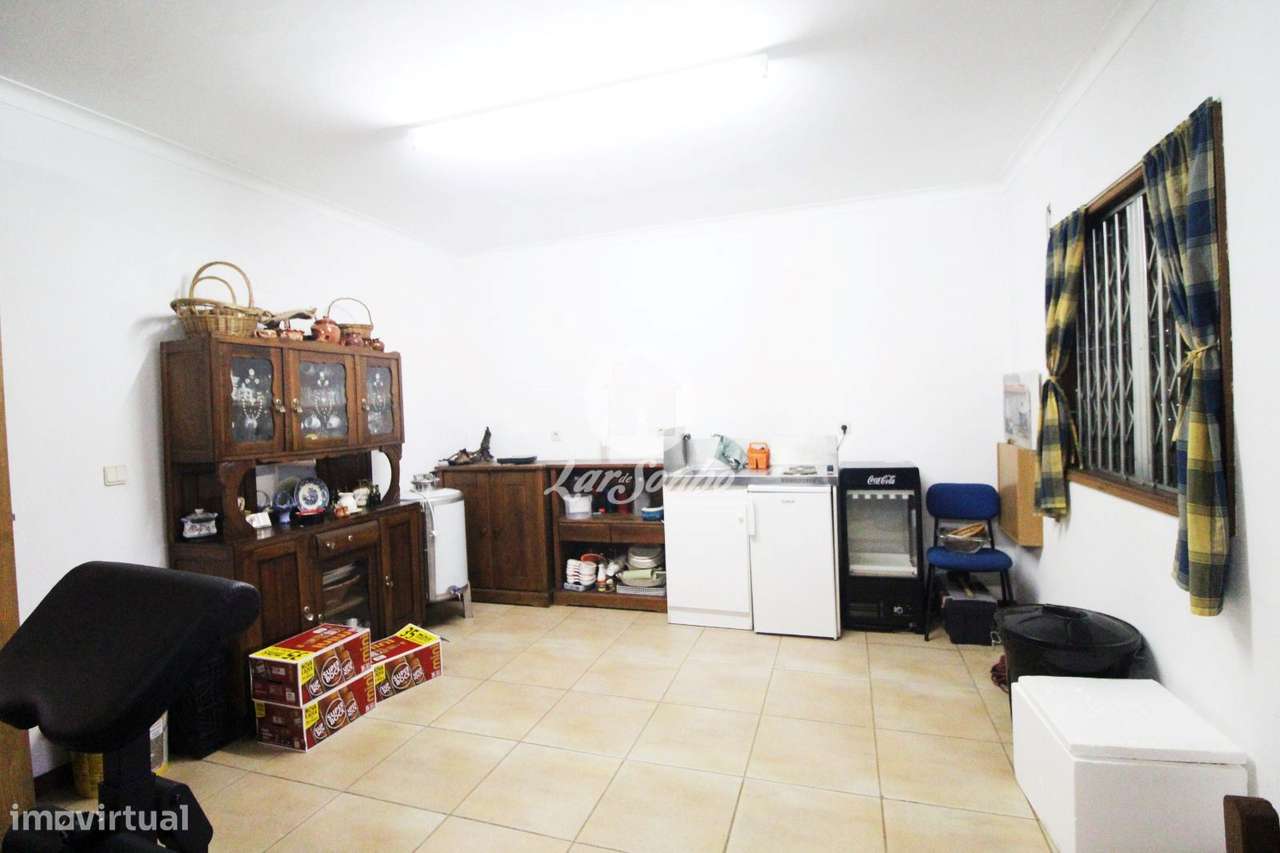 Imponente moradia T4 com 3 frentes na zona da Missilva em Baguim do...-25
