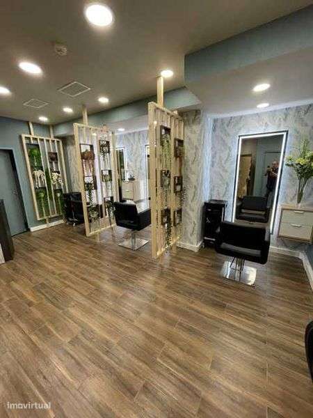 Aluga-se loja para Cabeleireiro, total equipado, no centro de Lisboa - Grande imagem: 5/9