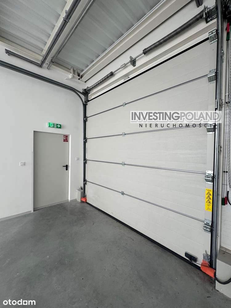 Magazyn z dużą bramą , dokiem , biurami - Pełny obrazek: 4/9