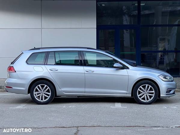 Volkswagen Golf 2.0 TDI SCR DSG Comfortline - 8