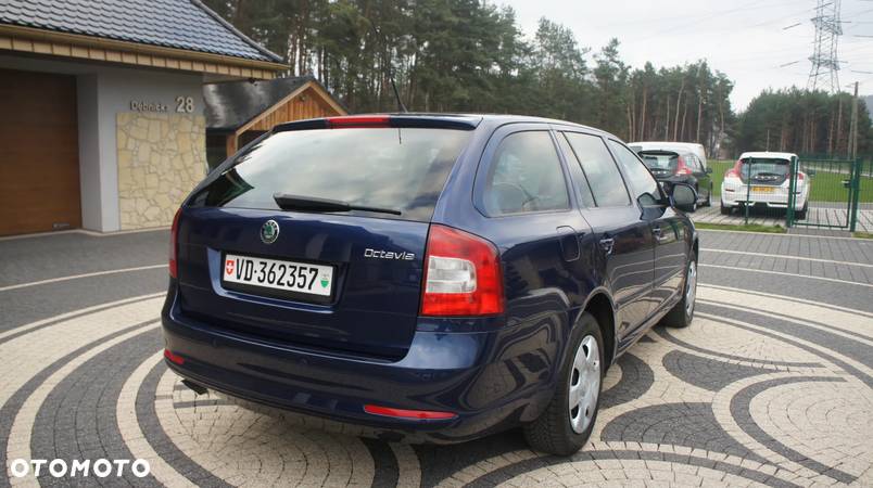 Skoda Octavia 2.0 TDI DPF FAMILY - 9