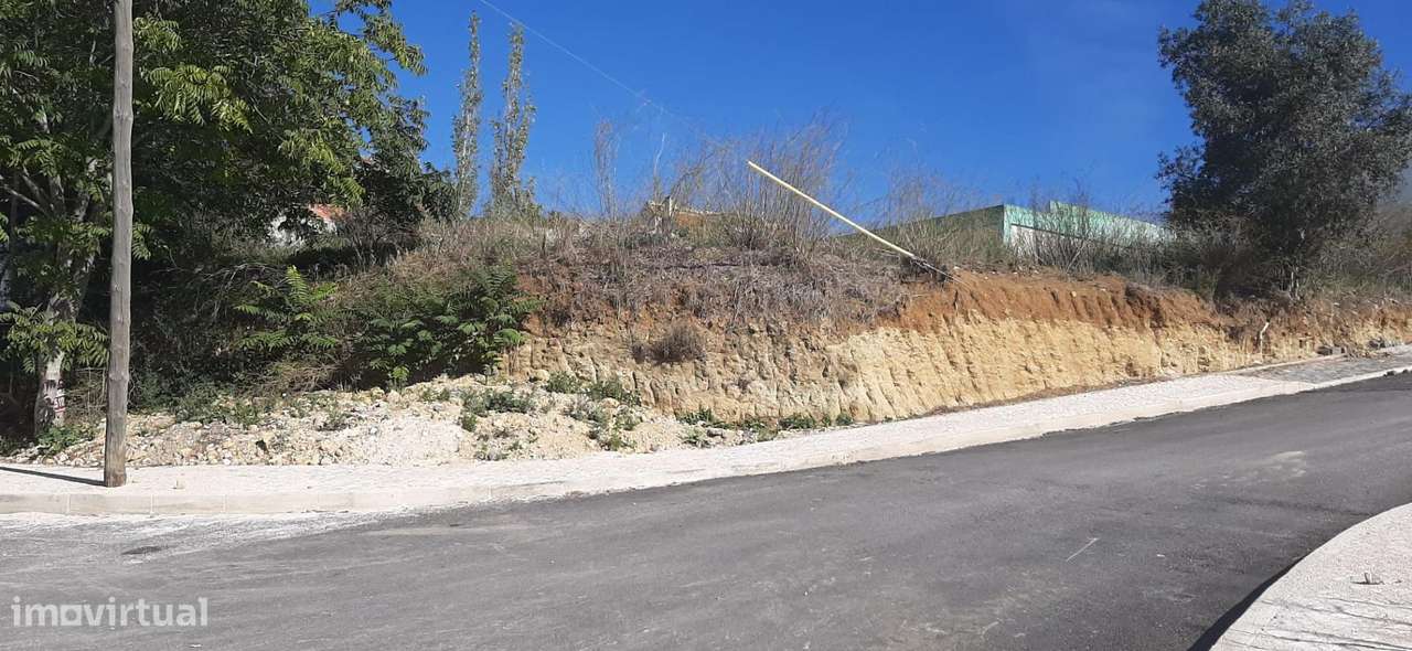 Lote de Terreno Urbano para construção de moradia em Frielas-6