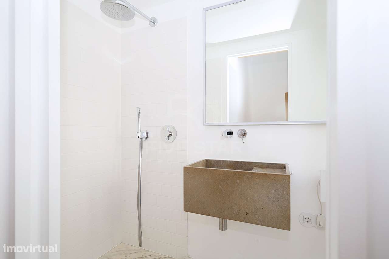 Moradia T2 renovada – Jardim Privativo- Belém-20