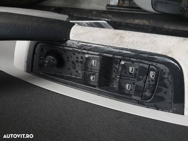 Panou Consola Comanda Butoane Geamuri Usa Portiera Sofer Audi A1 8X 2010 - 2018 - 1