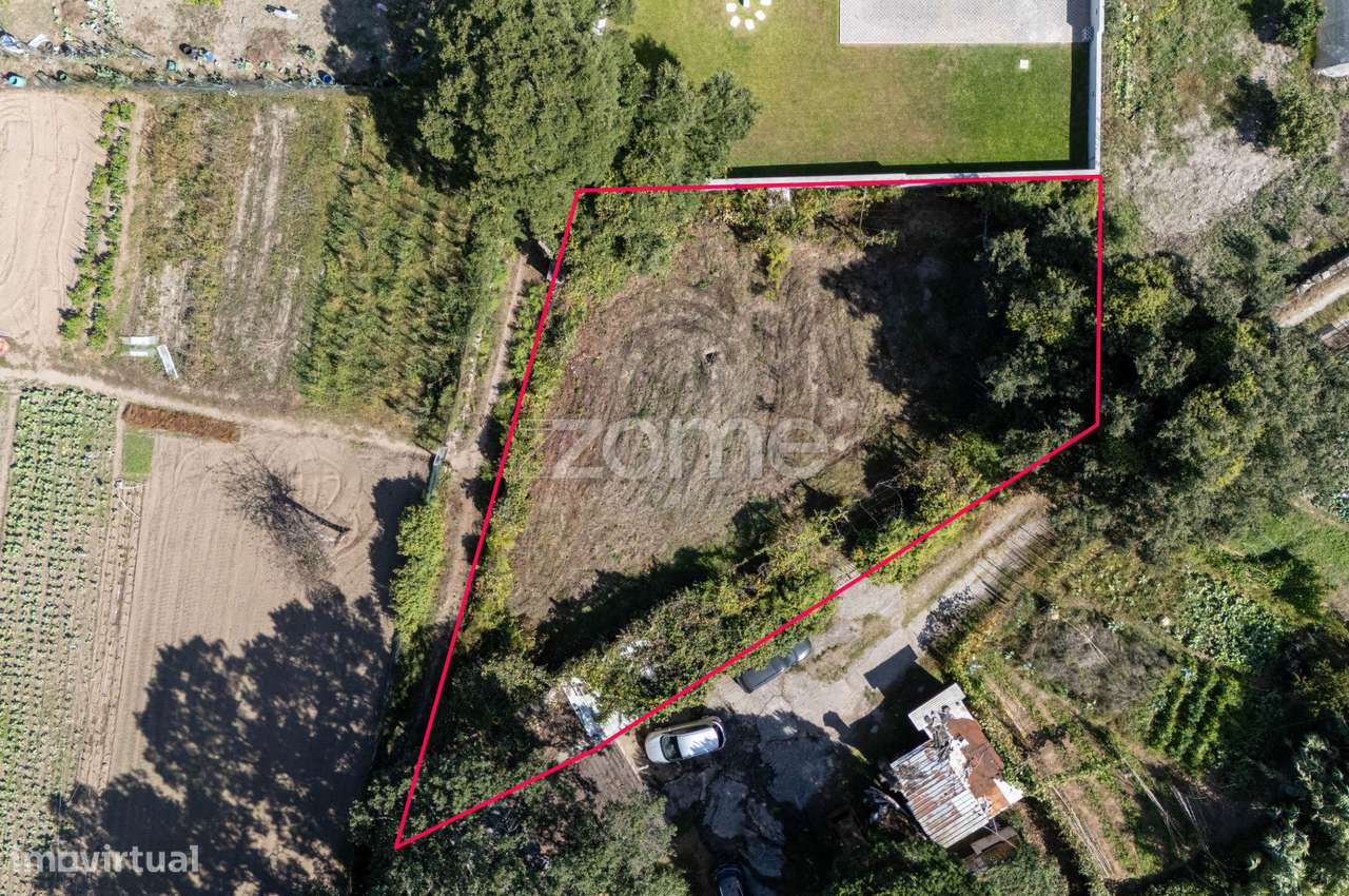 Terreno Urbano com 751 m² em Ramalde, Porto. - Grande imagem: 2/21