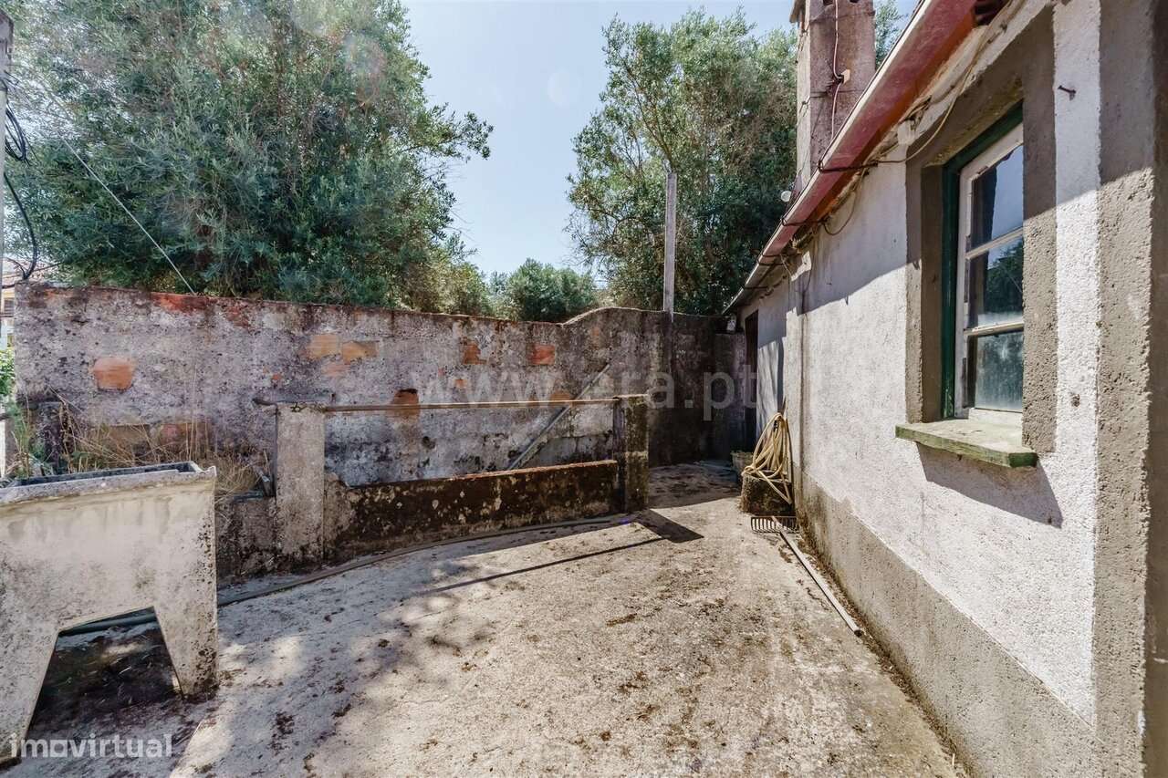Moradia Geminada T2 / Covilhã, Ferro-8