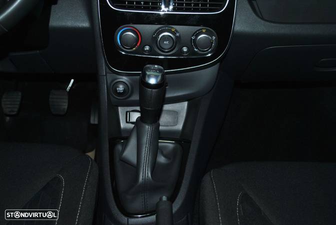 Renault Clio Sport Tourer 1.5 dCi Limited - 26